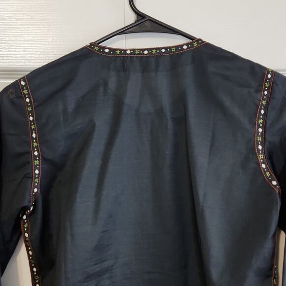 Vintage Peacock Womens Oriental Embroidered Black Button Down Top Size XS Asian - Picture 5 of 11